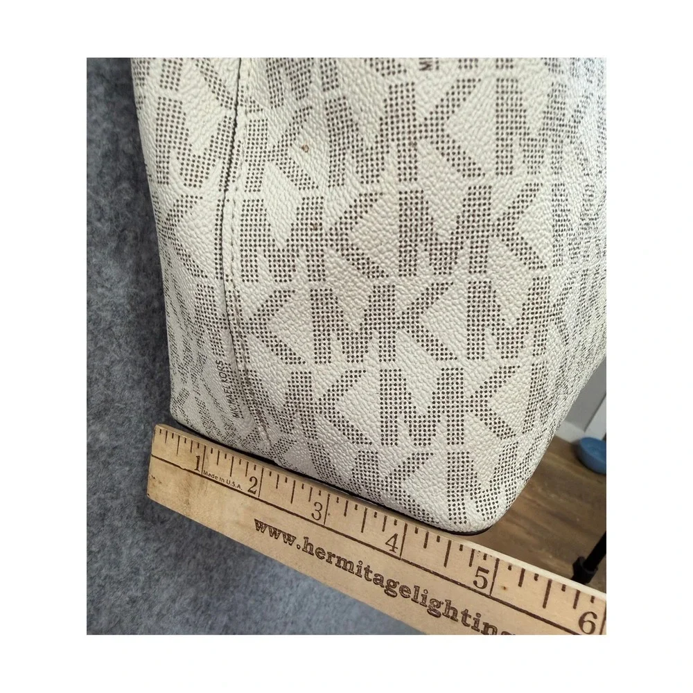 Michael Kors Charlotte Large Tote Bag Signature Logo‎ Cream Blue Gold Hardware